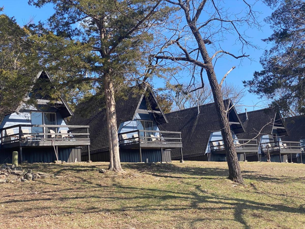 Calm Waters Resort Indian Point Εξωτερικό φωτογραφία